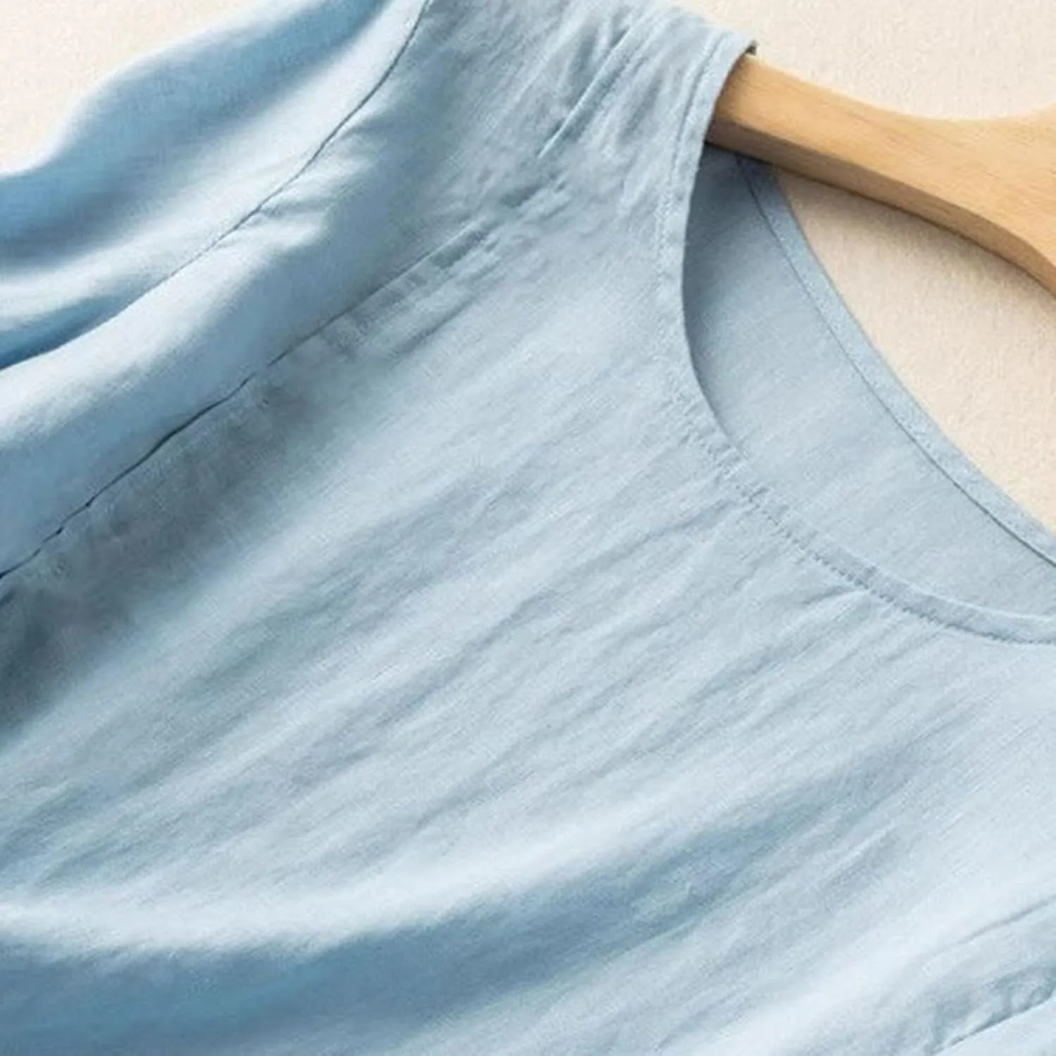 Plus Size Womens Linen Tops Solid Color Loose Half Length Sleeves T-Shirts Round Neck Lightweigt Comfy Summer Tees